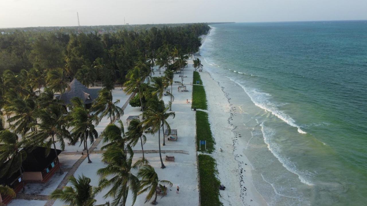 Vrclub Paje Palms Beach Resort Exterior foto